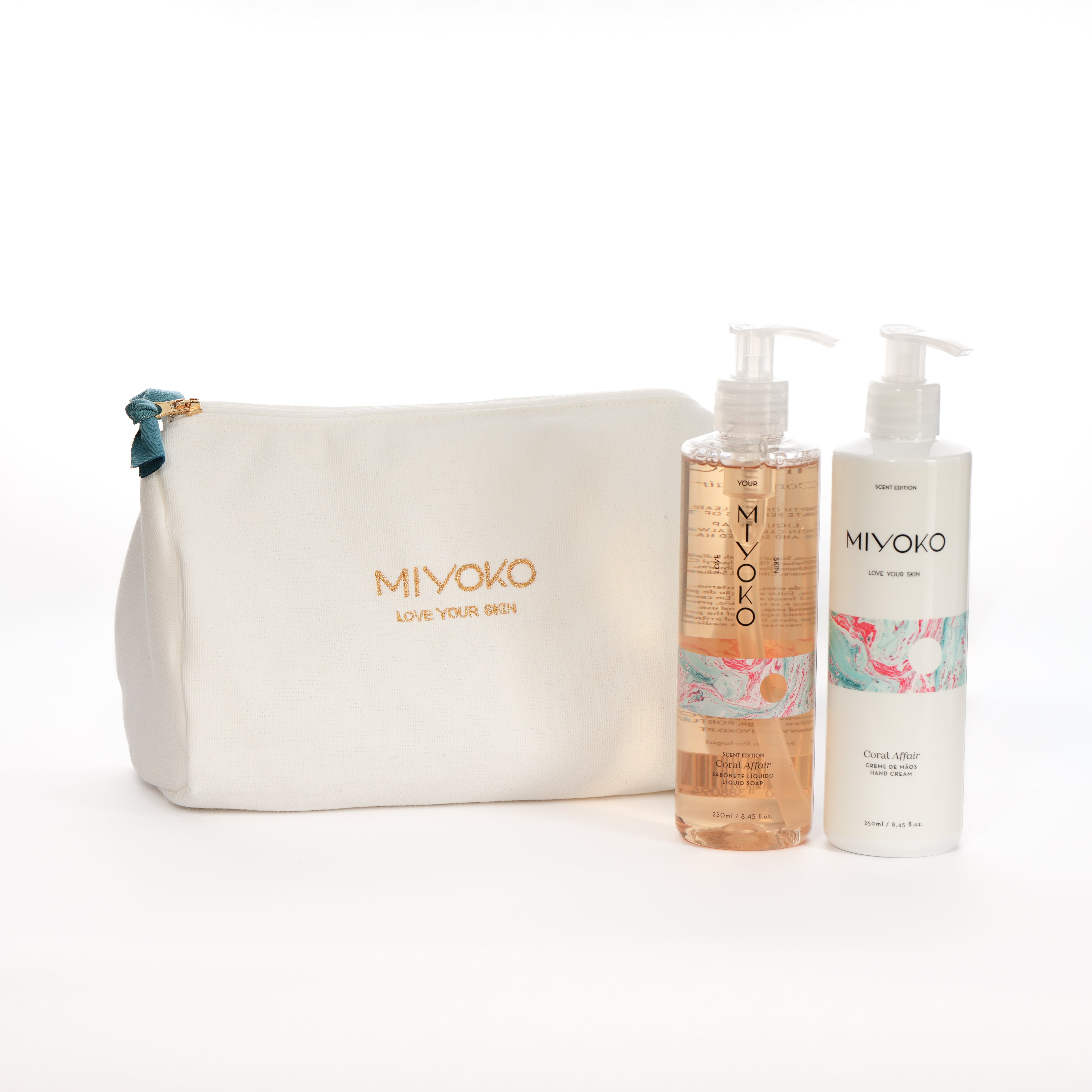 Coffret com bolsa de algodão que inclui um sabonete líquido de 250ml e um creme de mãos de 250ml, do aroma Coral Affair.